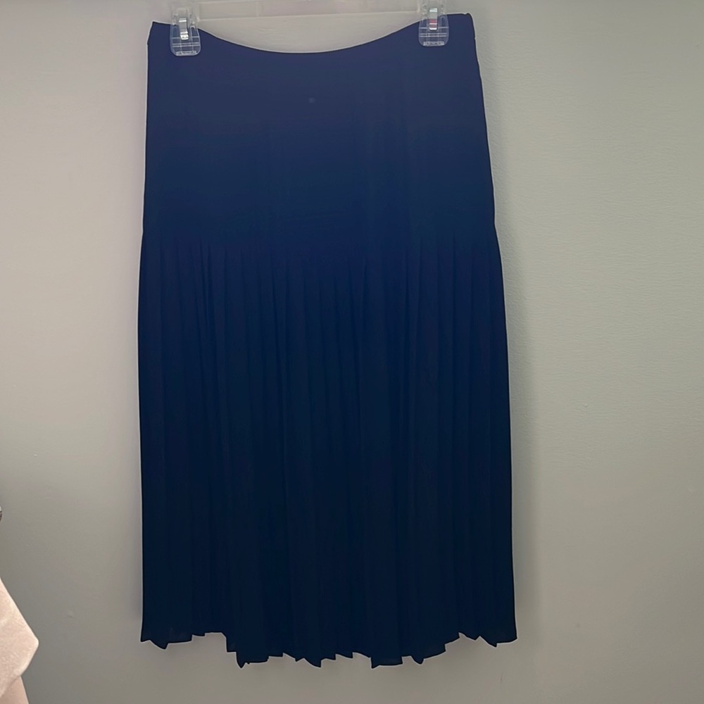 Vince Black MIDI Pleated Skirt
